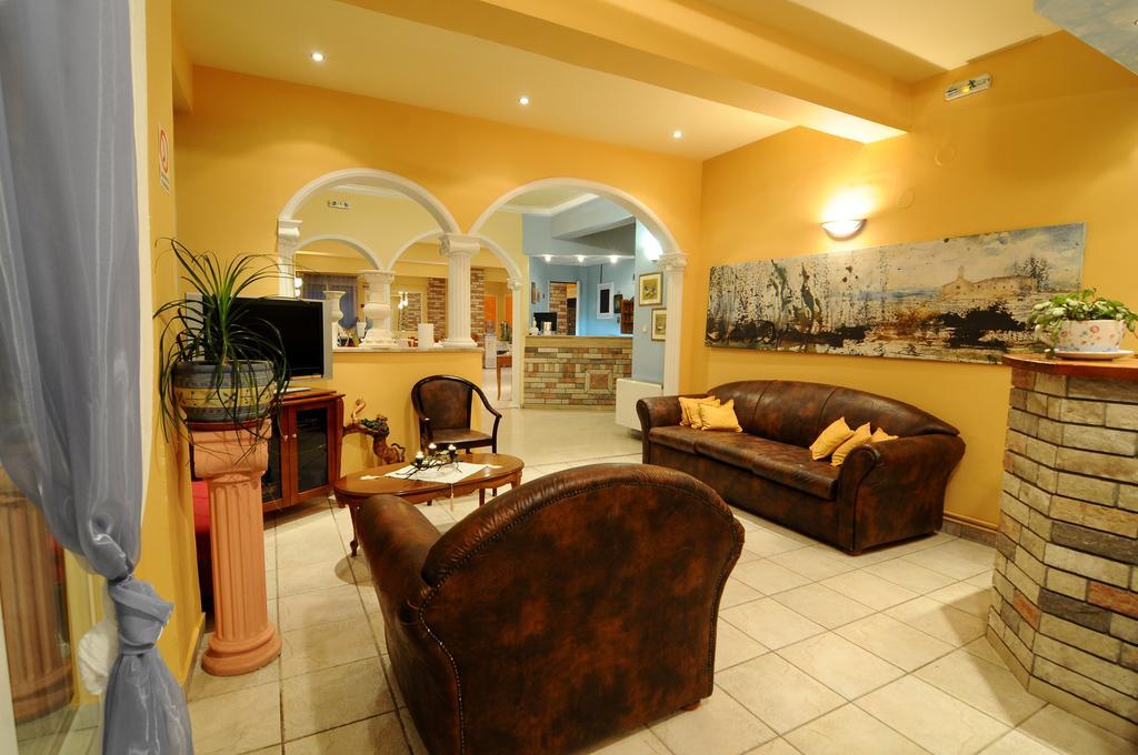 Paralía Hotel G.L. المظهر الخارجي الصورة
